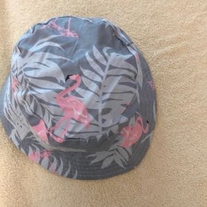 Hat - bucket hat